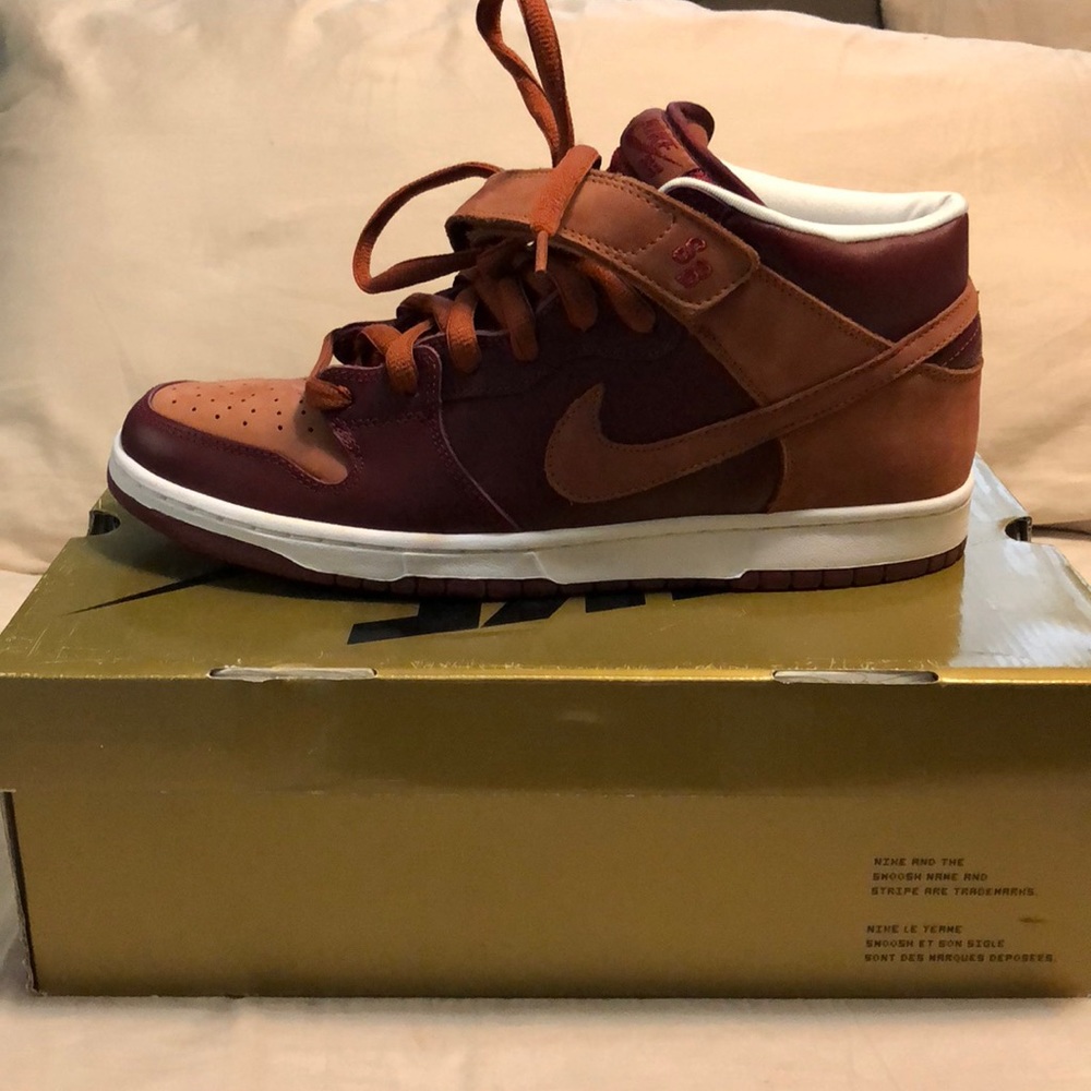 Dunk Mid Team Red/Pony